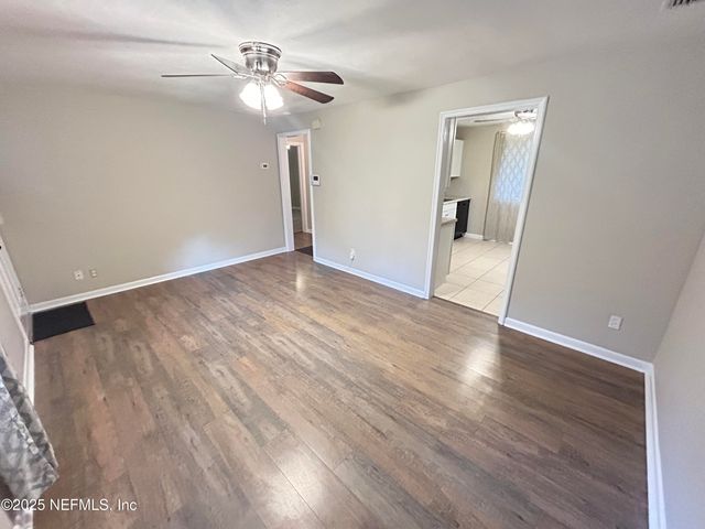 3958 HUNTER Circle, Jacksonville, FL 32207