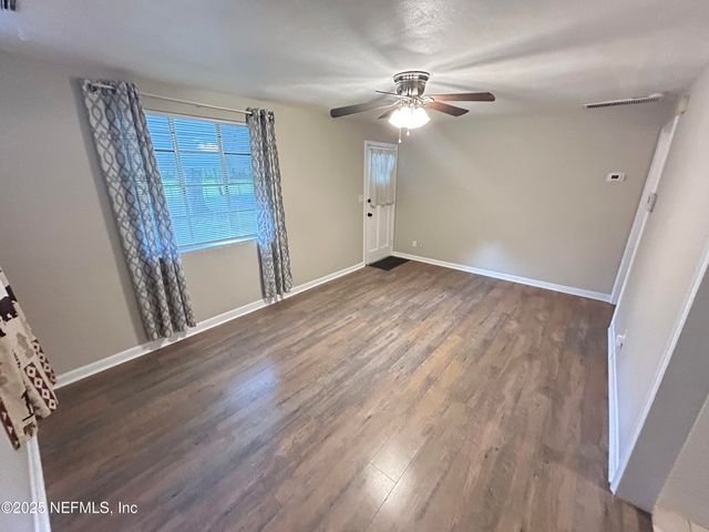 3958 HUNTER Circle, Jacksonville, FL 32207