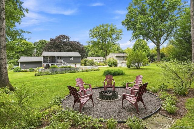 21 Smith Street, Red Hook, NY 12571