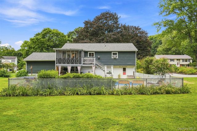 21 Smith Street, Red Hook, NY 12571