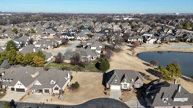 9555 E 109th Street, Tulsa, OK 74133