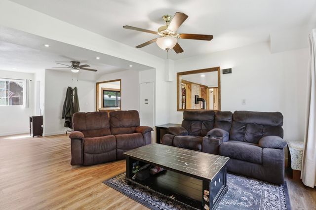 4422 RAILROAD Ave, Clayton, WA 99110