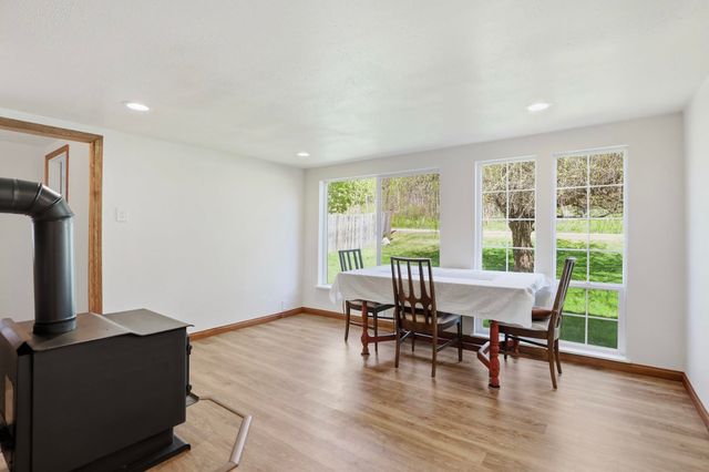 4422 RAILROAD Ave, Clayton, WA 99110