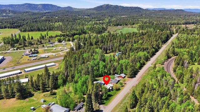 4422 RAILROAD Ave, Clayton, WA 99110