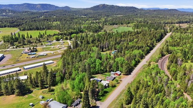 4422 RAILROAD Ave, Clayton, WA 99110