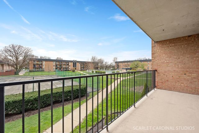 1056 N Mill Street 201, Naperville, IL 60563