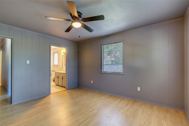 101 Mcbride Street, Lone Oak, TX 75453