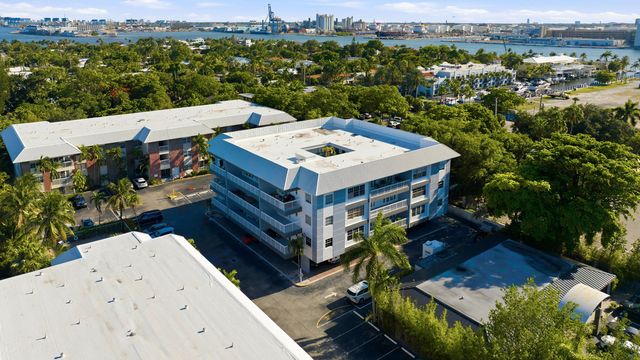 2420 SE 17th Street 401c, Fort Lauderdale, FL 33316
