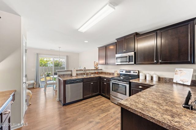 4255 Cherry Laurel Lane SE, Southport, NC 28461