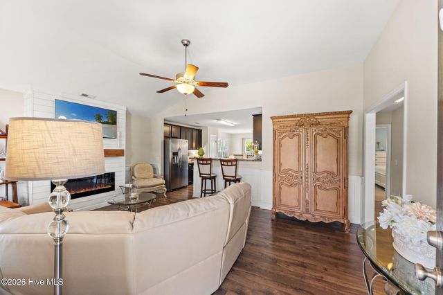 4255 Cherry Laurel Lane SE, Southport, NC 28461