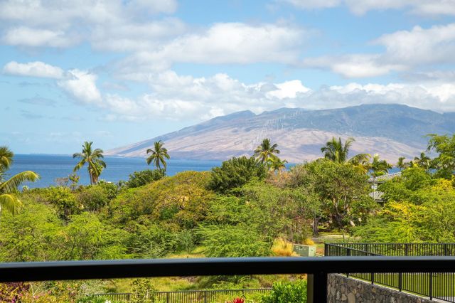 24 Kai Malu Dr Unit 102, Kihei, HI 96753