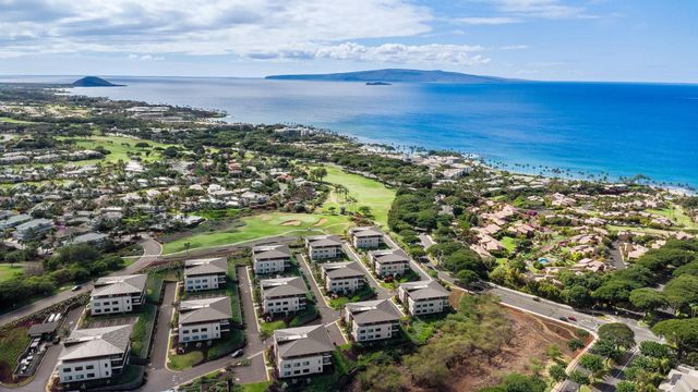 24 Kai Malu Dr Unit 102, Kihei, HI 96753