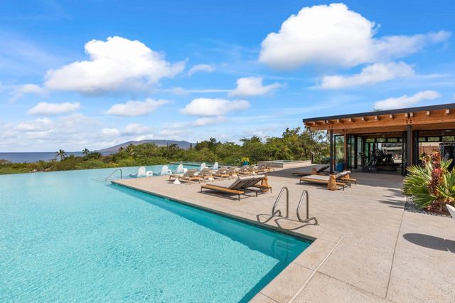 24 Kai Malu Dr Unit 102, Kihei, HI 96753