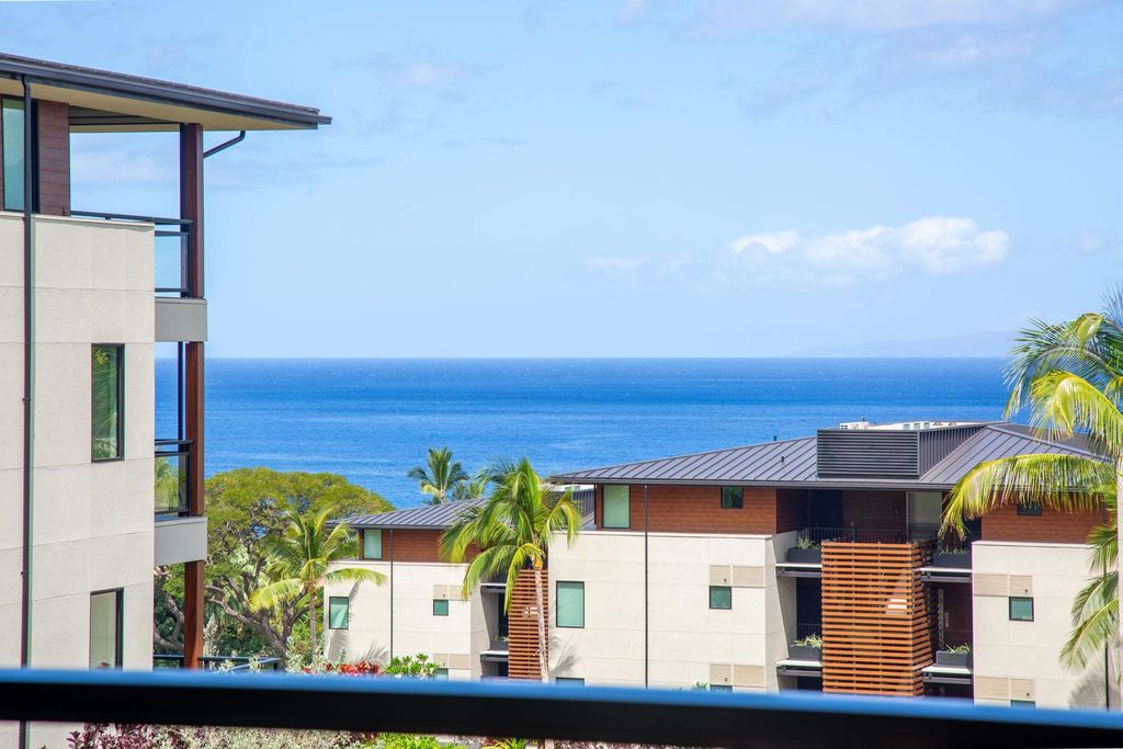 24 Kai Malu Dr Unit 102, Kihei, HI 96753