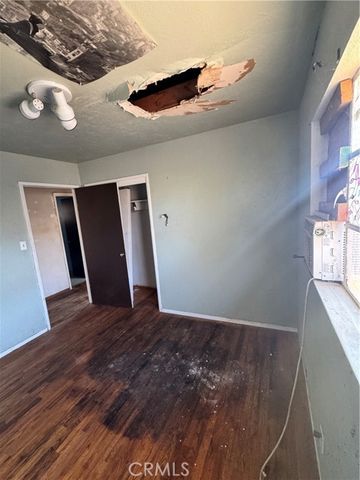 5703 E Hampton, Fresno, CA 93727