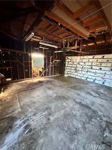 5703 E Hampton, Fresno, CA 93727