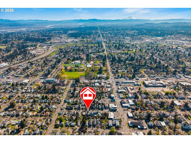 623 Ne 79TH Ave, Portland, OR 97213