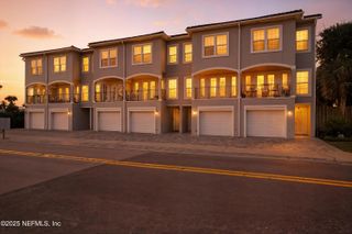 1330 2ND Street S E, Jacksonville Beach, FL 32250