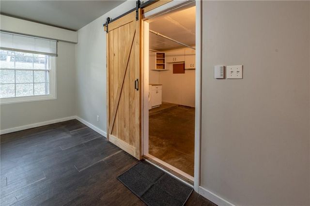 1110 N Swope Drive, Independence, MO 64056