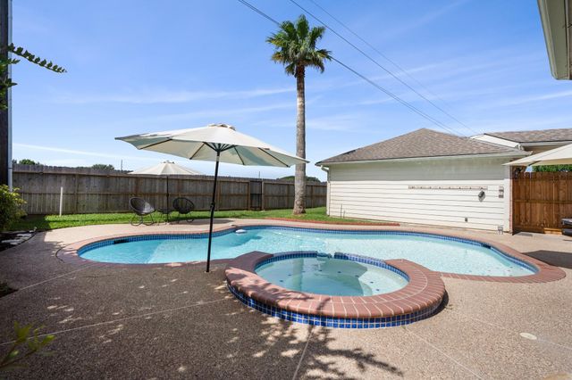 4710 Devonberry Lane, Katy, TX 77450