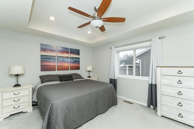 310 Sunnydale Lane SE, Rochester, MN 55904