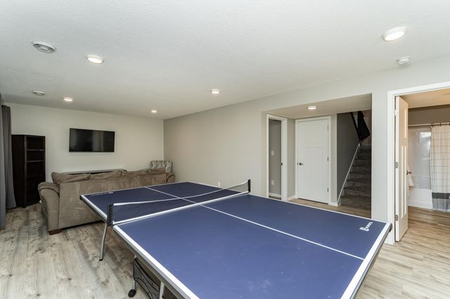 310 Sunnydale Lane SE, Rochester, MN 55904