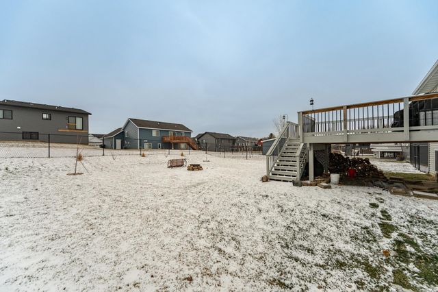 310 Sunnydale Lane SE, Rochester, MN 55904