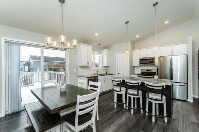 310 Sunnydale Lane SE, Rochester, MN 55904