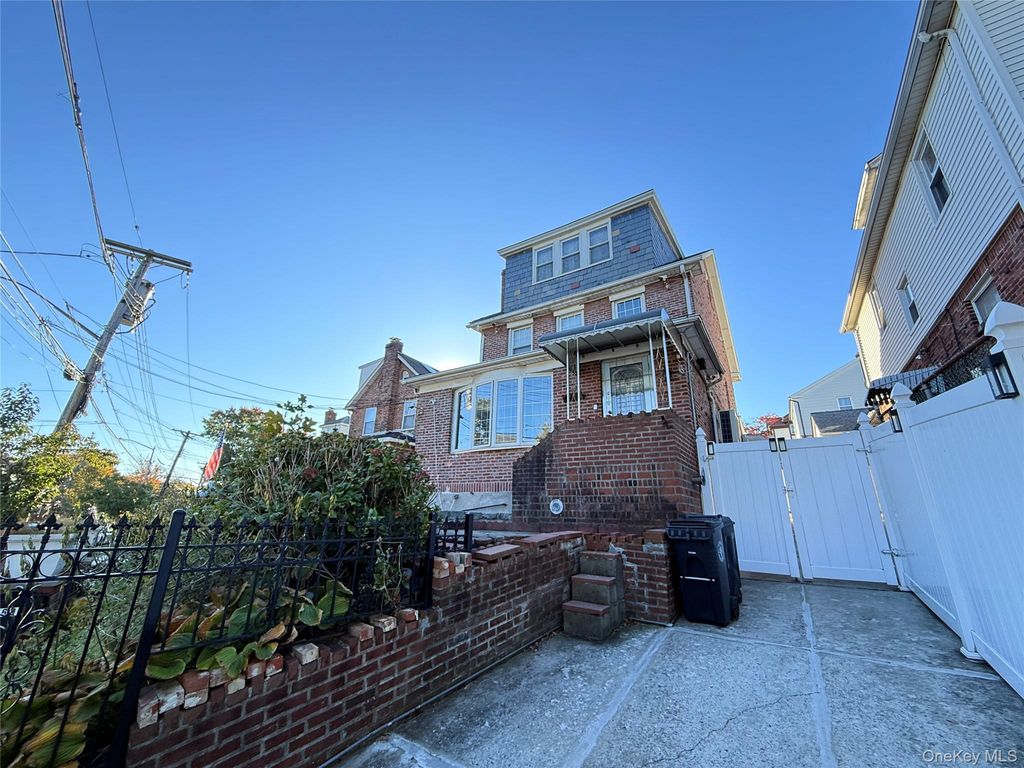 14606 13th Avenue, Whitestone, NY 11357 — photo 2