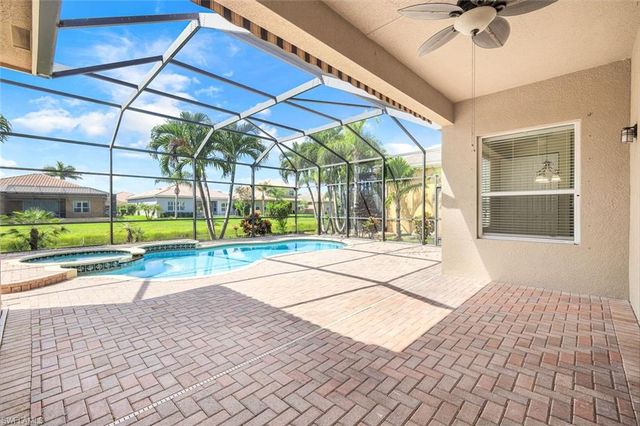 6592 Marbella LN, Naples, FL 34105