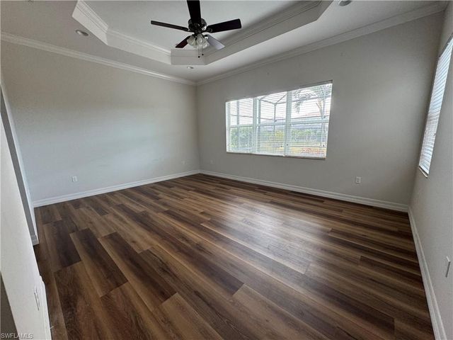 6592 Marbella LN, Naples, FL 34105