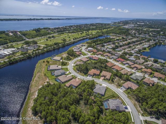 1011 Italia Court, Melbourne, FL 32940