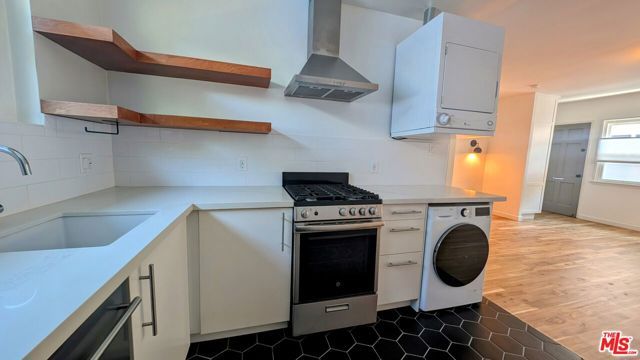 1731 Franklin Street 2, Santa Monica, CA 90404