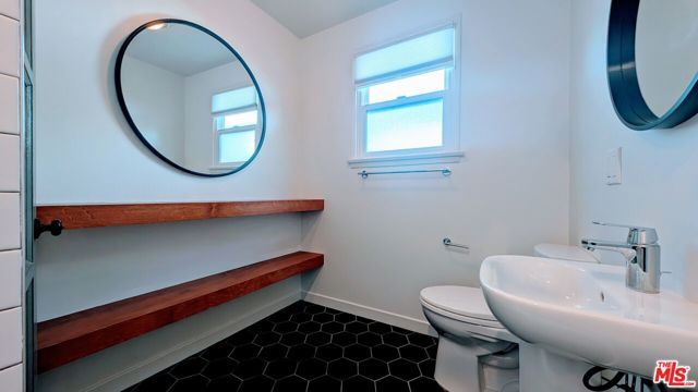 1731 Franklin Street 2, Santa Monica, CA 90404