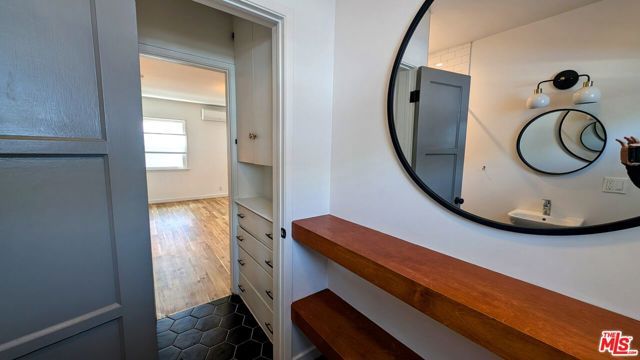 1731 Franklin Street 2, Santa Monica, CA 90404
