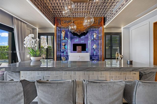 176 S Hibiscus Drive, Miami Beach, FL 33139