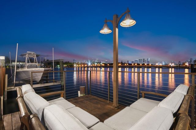 176 S Hibiscus Drive, Miami Beach, FL 33139