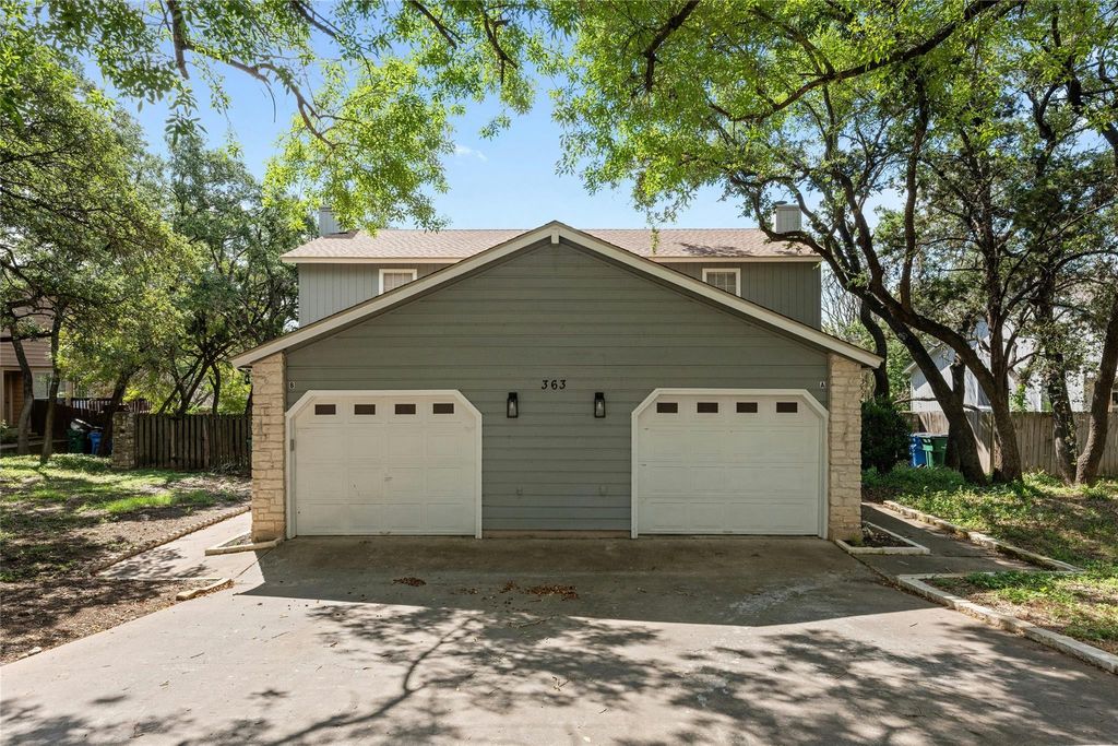 363 Fantail LOOP A, Austin, TX 78734