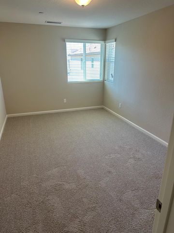 1122 Elevations Way W, Madera, CA 93636