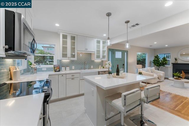 951 Yuba St, Richmond, CA 94805