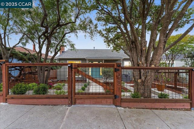 951 Yuba St, Richmond, CA 94805