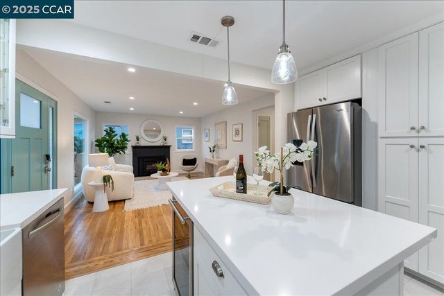 951 Yuba St, Richmond, CA 94805