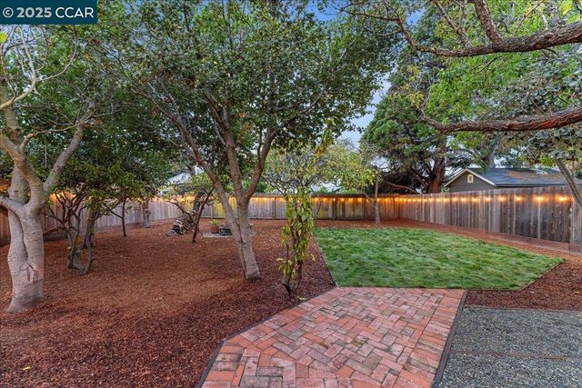 951 Yuba St, Richmond, CA 94805