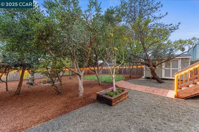 951 Yuba St, Richmond, CA 94805