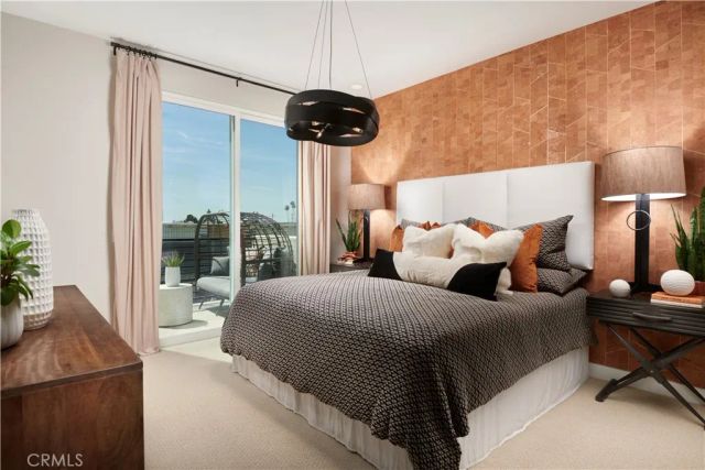 308 E Whittier Boulevard, La Habra, CA 90631