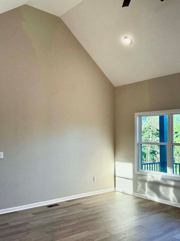 753 Annie Hollow Road, Westmoreland, TN 37186