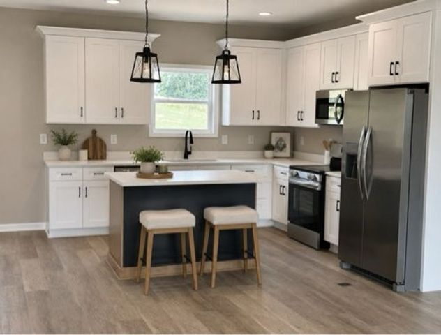 753 Annie Hollow Road, Westmoreland, TN 37186