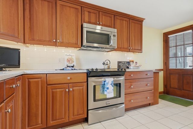 16 Cheswick Road, Arlington, MA 02474