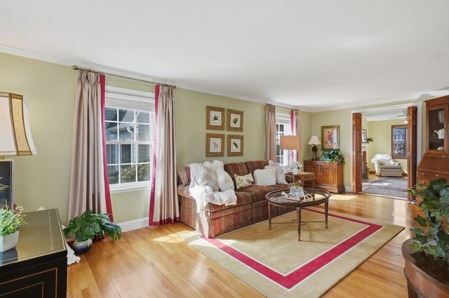 16 Cheswick Road, Arlington, MA 02474
