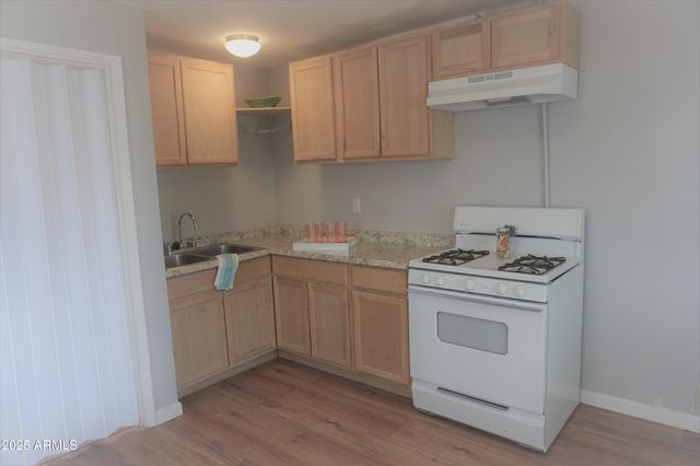 216 N CANYON Drive, Sierra Vista, AZ 85635